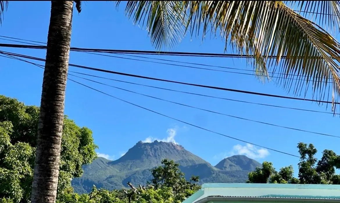 Au Pied De La Soufriere Apartment Saint-Claude